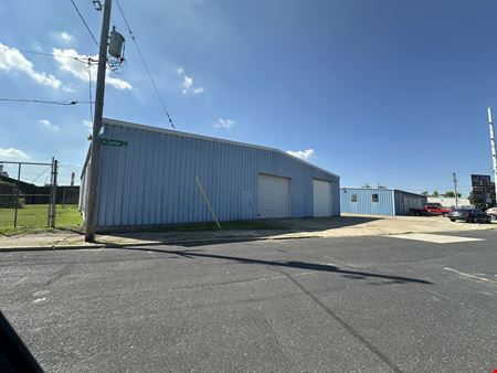 Industrial space for Rent at 208 SW Center St in Peoria