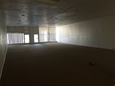 Retail/Office Storefront Building - TI's Available