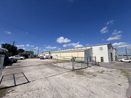 East Tampa M-Zoned Industrial Warehouse (Dock and Grade)