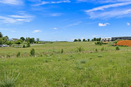 PRIME COMMERCIAL PARCEL OFF MAJOR CORRIDOR