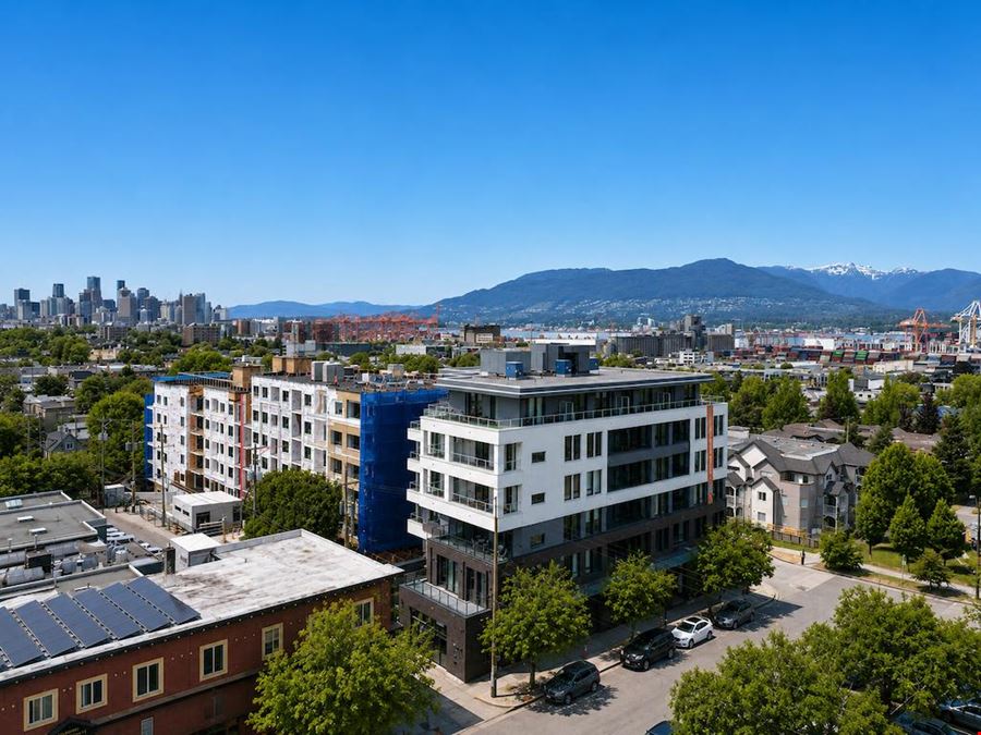 819 Commercial Drive