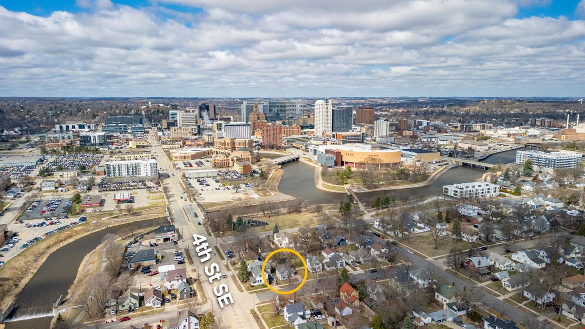 Newly Updated Home Near Downtown