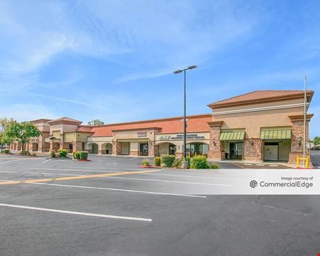 Retail space for Rent at Highland Square Shopping Center in Pittsburg