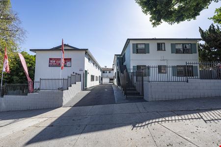 Multi-Family space for Sale at 806 E Hyde Park Blvd in Inglewood