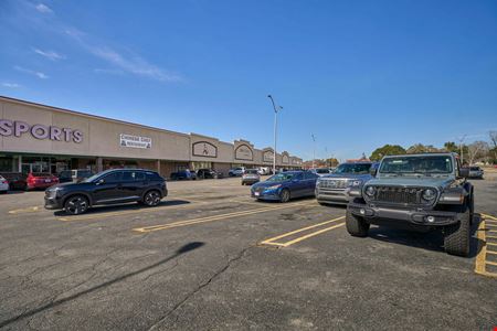 Dodge Plaza Shopping Center