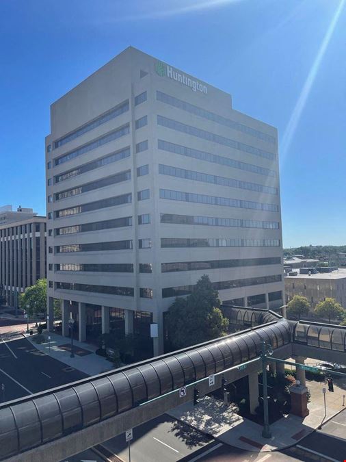 Huntington Plaza