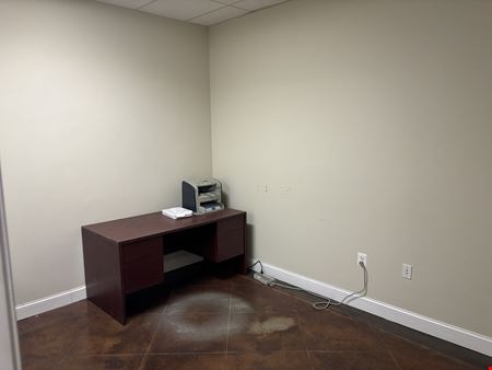 Office/Warehouse & Storage Yard