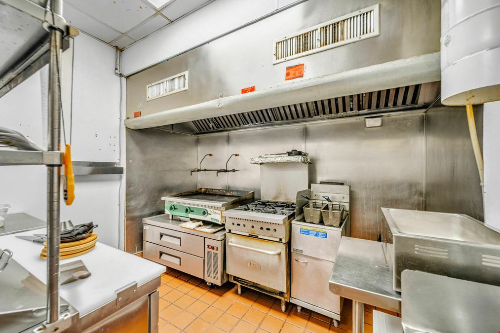 Second Generation Restaurant Space for Lease!