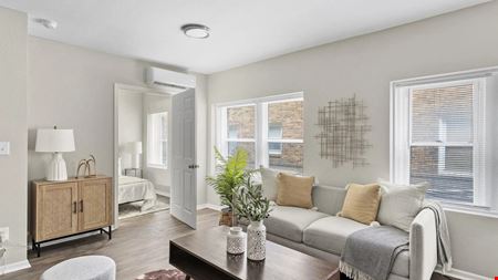 119 W 39th St