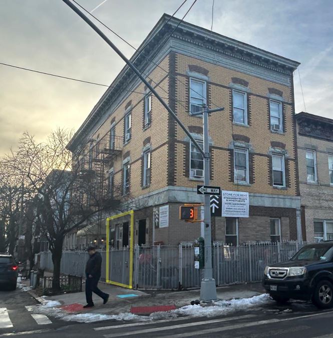 590 Onderdonk Ave