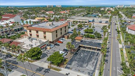 Venetian Plaza