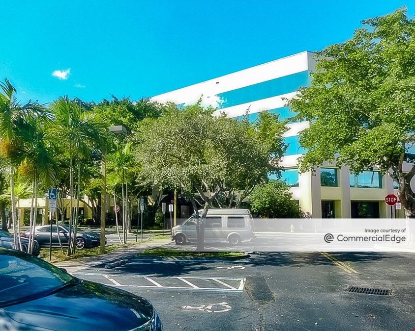 Quest Workspaces - Plantation Center