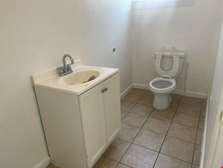 High Exposure Retail Shop Space in Downtown Porterville