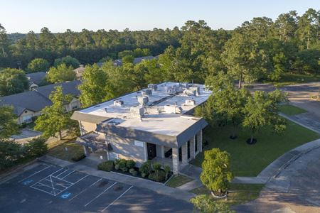 Retail space for Sale at 704 Longmire Road - For SALE in Conroe
