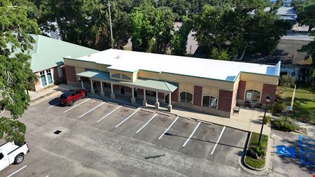Wells Fargo Anchored Center