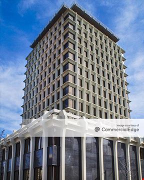 525 University Avenue