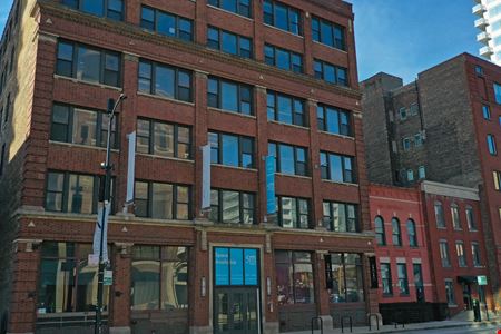 215-223 W Ohio Street