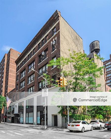 Office space for Rent at Decorators Center Building in New York
