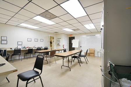 Dobbs Road Flex Warehouse Condo