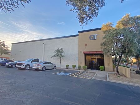 Industrial space for Sale at 175 S Hamilton Pl, Bldg 6, Suite 113-114 in Gilbert