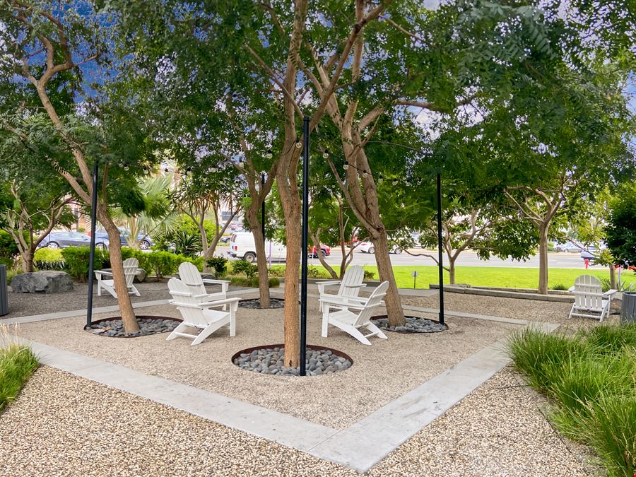 Regus - Del Amo