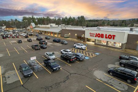 Ossipee, NH - Hannaford Plaza
