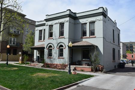 Flexible leasing options: full building (up to ±4,144 SF)