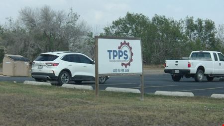 109 N FM 509, Unit 2