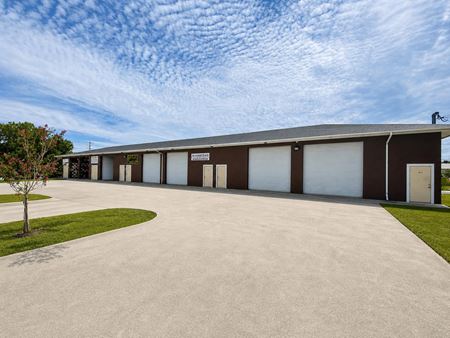 Industrial space for Rent at Port St. Lucie Industrial Flex Space | 1,000 SF Available in Port St. Lucie