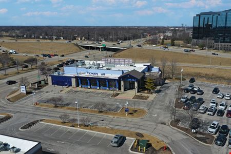 Retail space for Rent at 781 N Milwaukee Ave in Wheeling