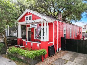 Turnkey Cafe on Magazine Street with Patio