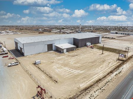Commercial space at Newly Renovated Industrial Facility on 13.5 Acres in Odessa