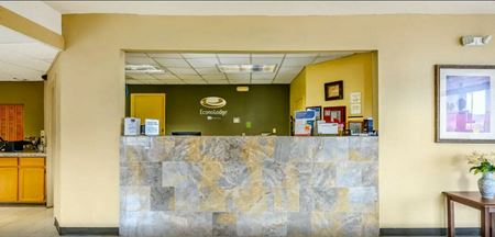 Office space for Sale at Econo Lodge Hotel 50 Rooms in Athens AL in Athens