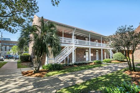 Commercial space at Spacious Medical Clinic in Prime Location in Doctor's Row in Metairie in Metairie