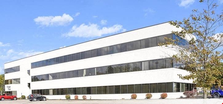 AVAILABLE | 1,177 - 4,377 SF