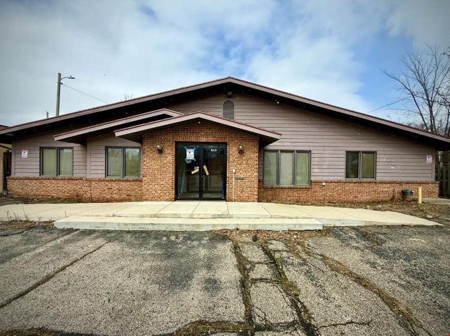 810 W Saginaw St