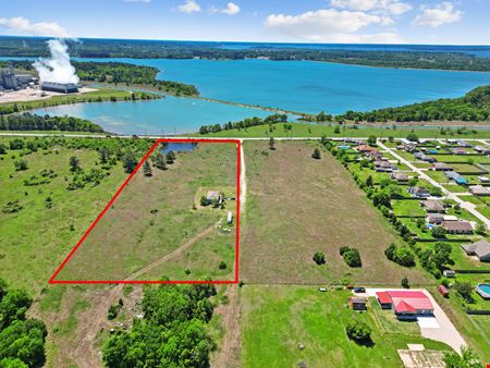 Strategic Development Site in Booming Willis Market – Ideal for Residential or Mixed-Use