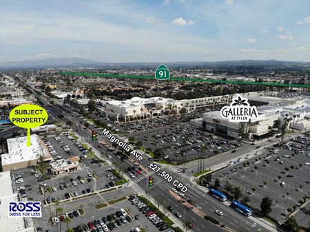 Retail space for Rent at Magnolia Place to Shop in Riverside