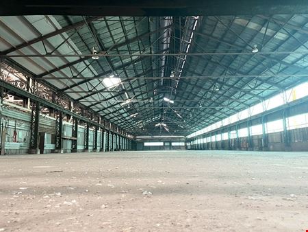 Clear Span, Crane-Served Building