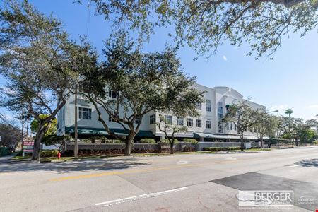 900 SE 3rd Ave. Building