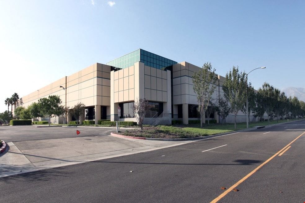 Cubework Airport ONT