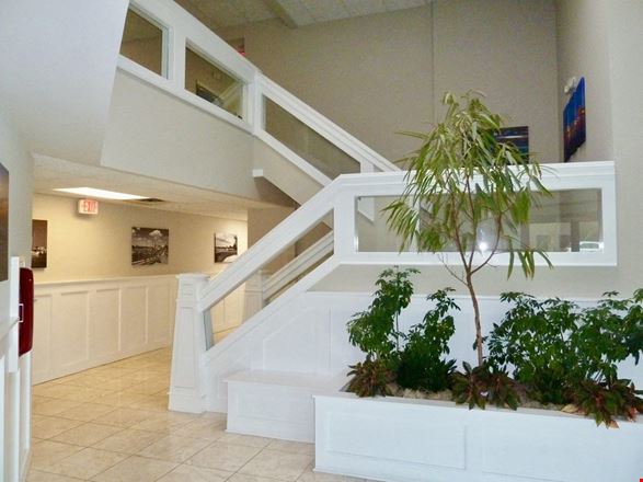 Military Cutoff Office Suites