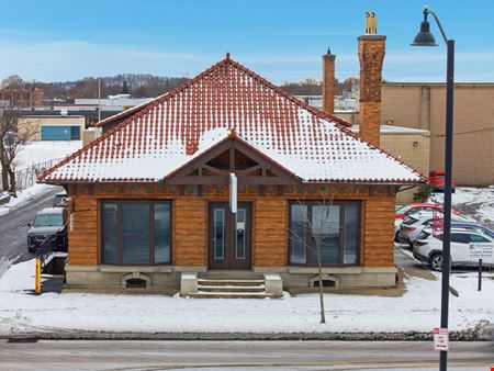 1175 E Main St
