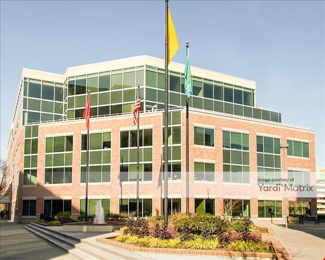 1100 Dexter Building