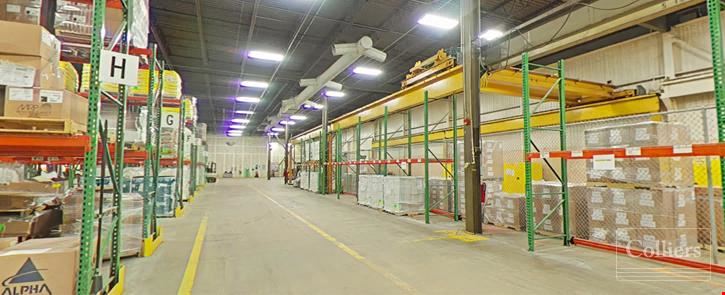 ±172,863-SF Manufacturing Building Available For Sale | ±21,048 - 81,295 SF For Lease