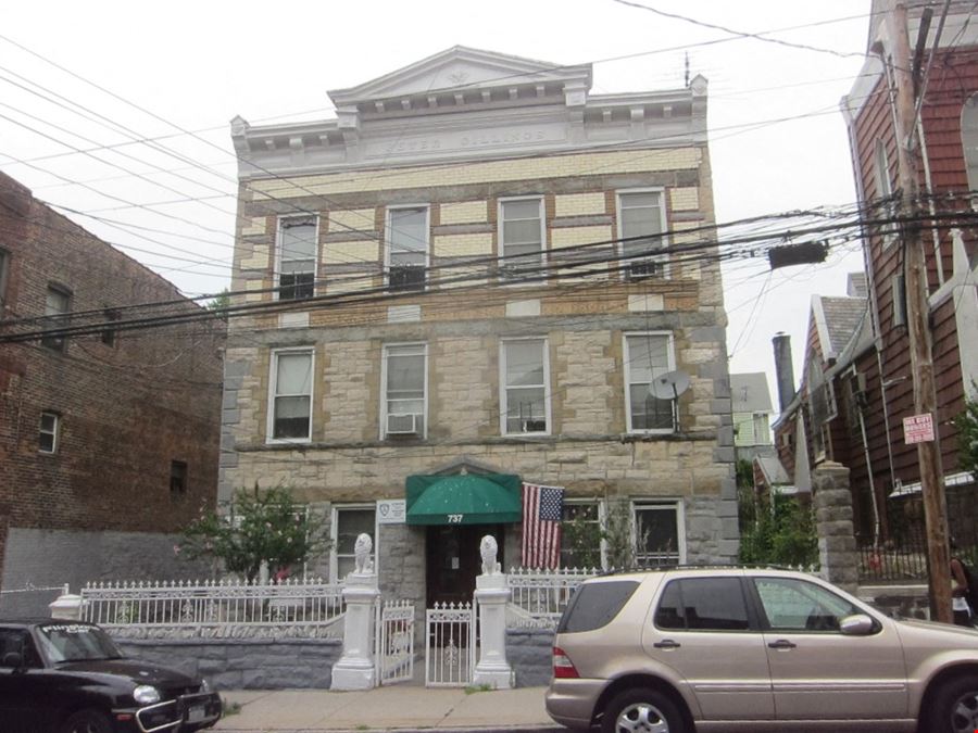 Williamsbridge — 8-Unit Multifamily