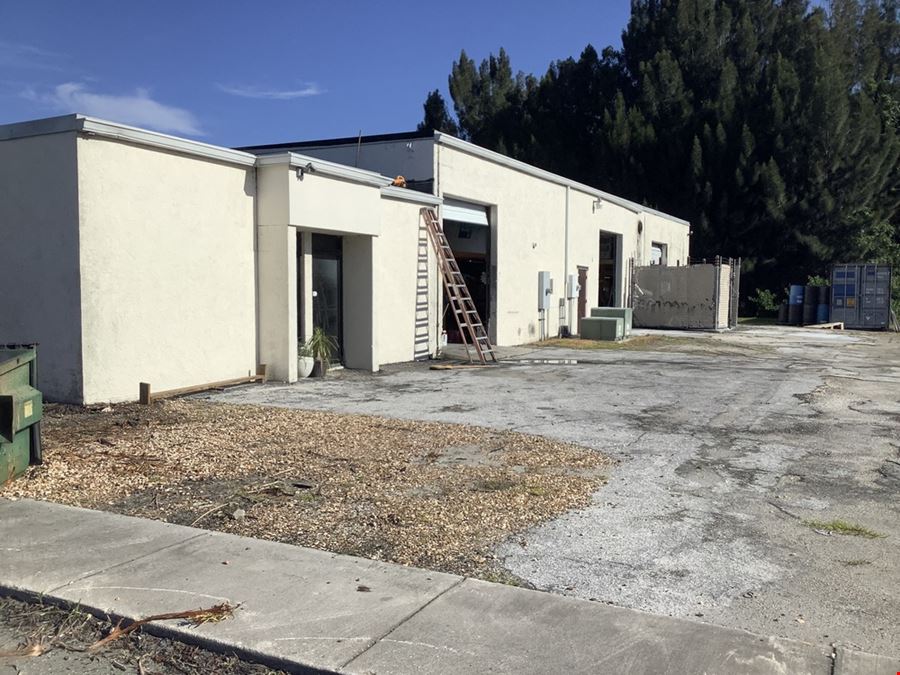 Sarasota Bradenton Warehouse For Sale 2211 Industrial Blvd, Sarasota