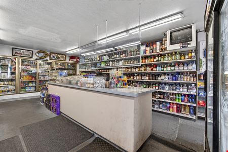 Bob’s Westside Liquors