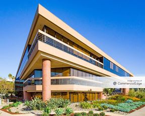 Solana Crossing - Building D