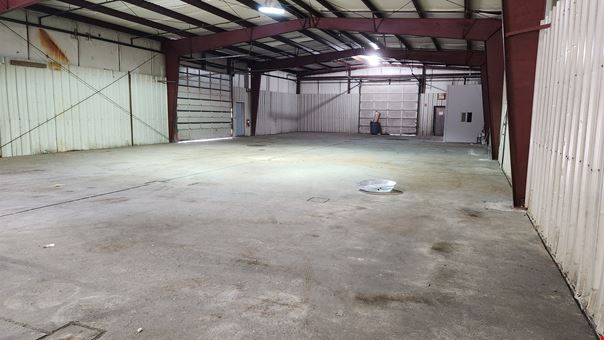 105 Warehouse Rd